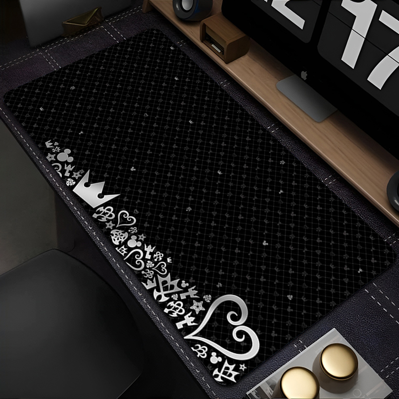 黒と白のアニメデスクトップマットオフィス PC ゲームアクセ - Laptop Accessories Productivity のレビューと価格